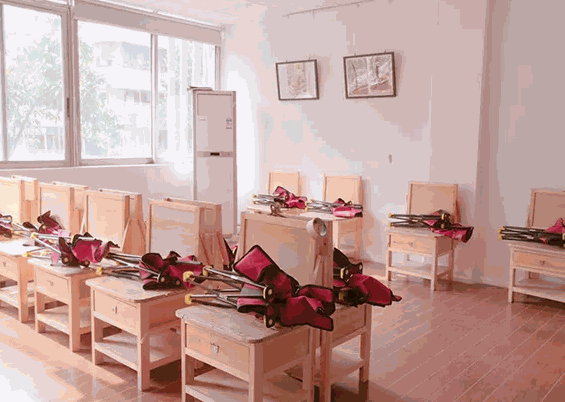 卓艺少儿美术培训机构